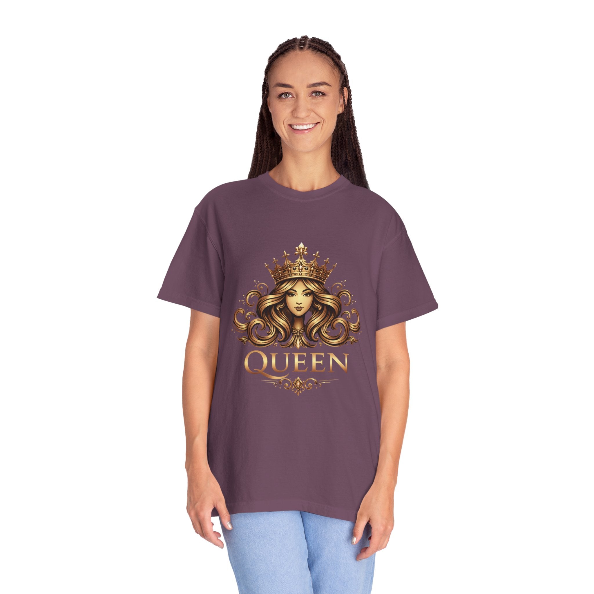 Queen Crown Graphic T-Shirt — Regal Women’s King/Queen Tee