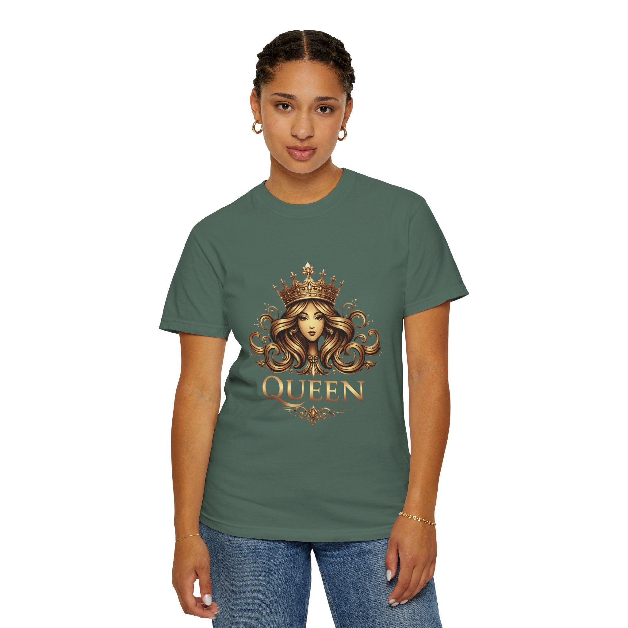 Queen Crown Graphic T-Shirt — Regal Women’s King/Queen Tee