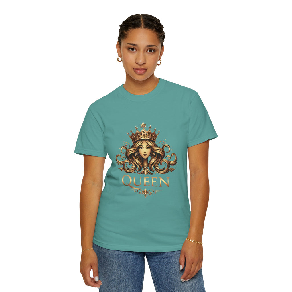 Queen Crown Graphic T-Shirt — Regal Women’s King/Queen Tee