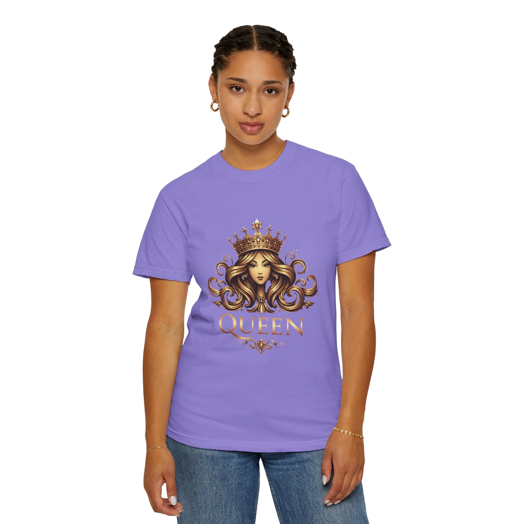 Queen Crown Graphic T-Shirt — Regal Women’s King/Queen Tee