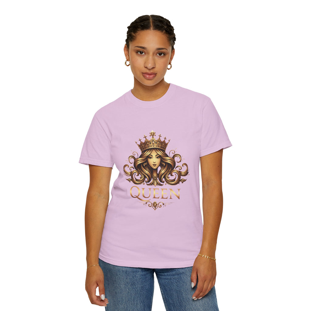Queen Crown Graphic T-Shirt — Regal Women’s King/Queen Tee