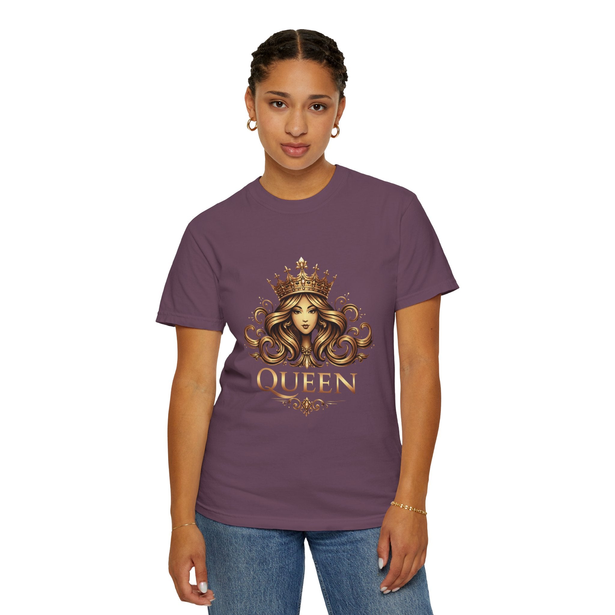 Queen Crown Graphic T-Shirt — Regal Women’s King/Queen Tee