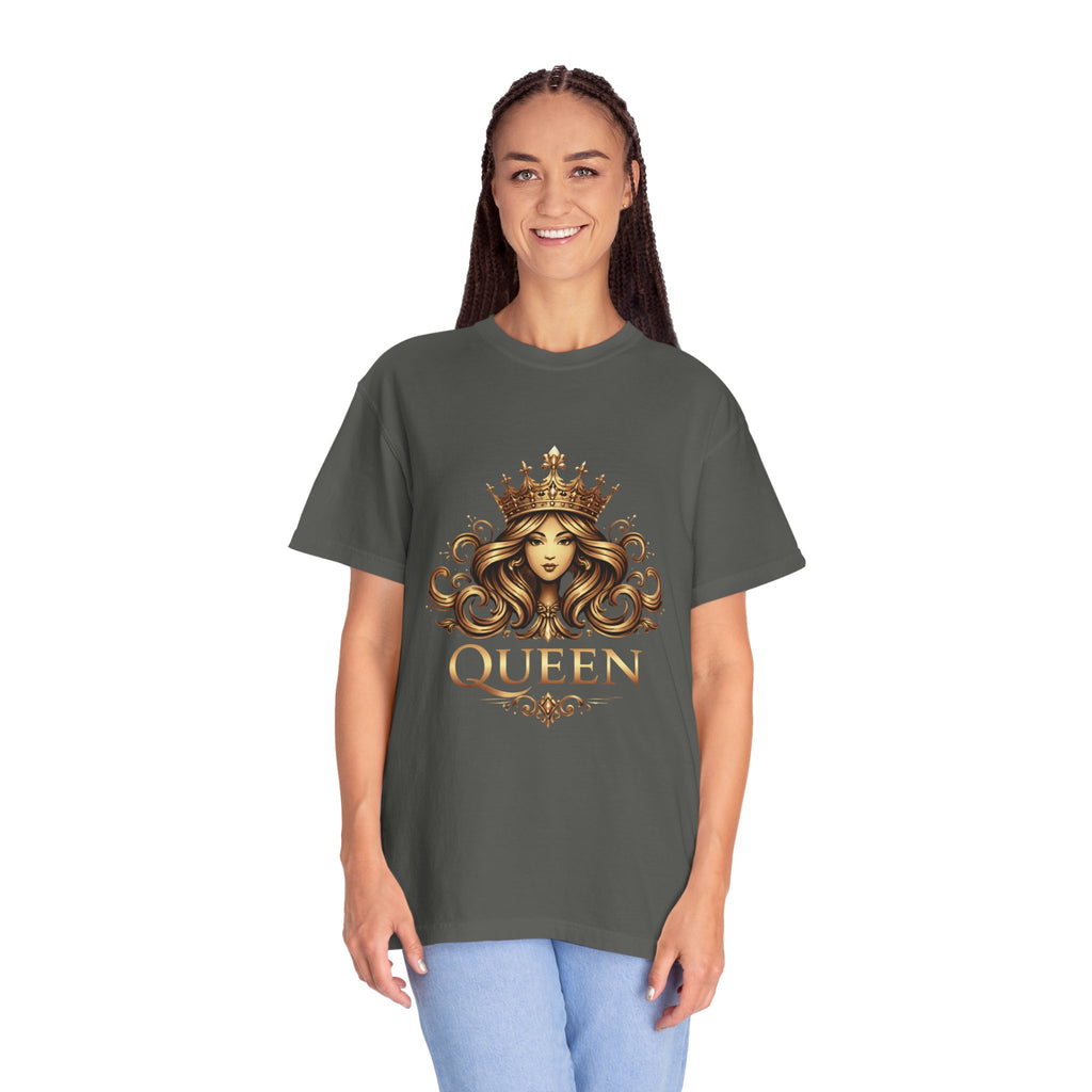 Queen Crown Graphic T-Shirt — Regal Women’s King/Queen Tee